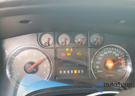 2010 Ford F150 Super Cab z USA, uszkodzony, nr VIN 1FTFX1EV6AFA63957